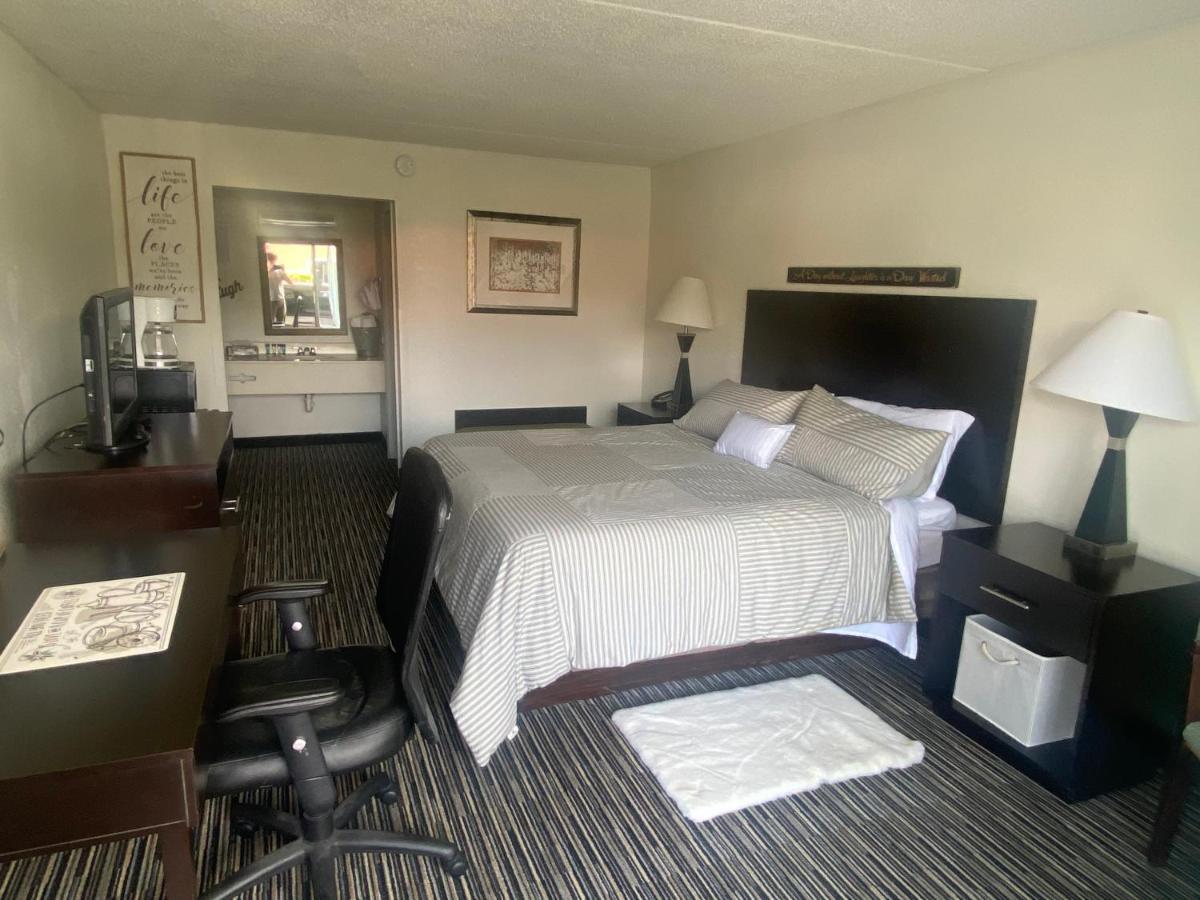 Budgetel Hotel Walterboro Exterior photo